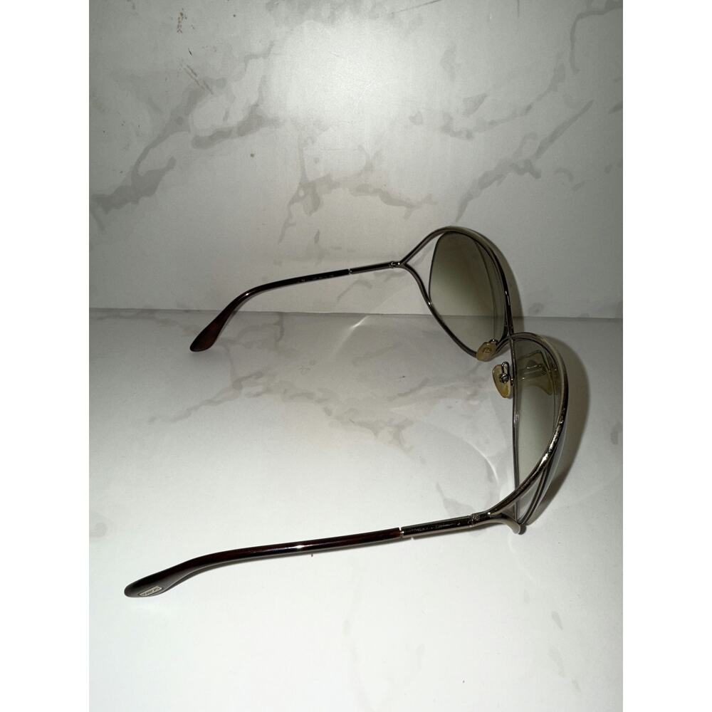 Tom Ford Sunglasses - Excellent Condition with Case and Box - Picture 4 of 4